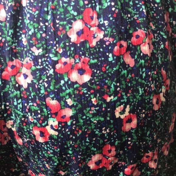 2x$18 West Loop Size L/XL Floral Pull Elastic Waistband Tie Waist Shorts New - Picture 4 of 5